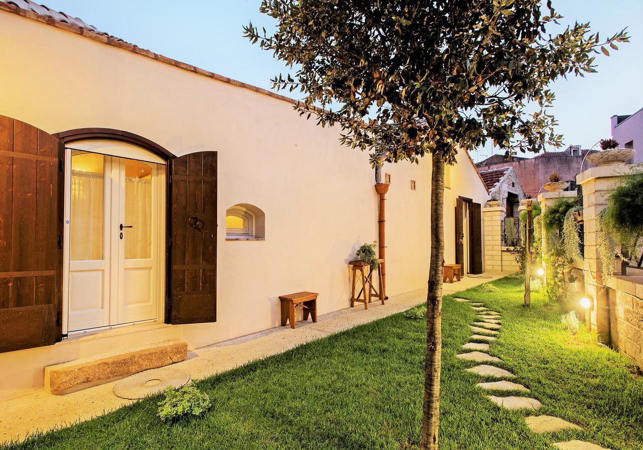 Borgo San Gaetano Bed and Breakfast Bernalda Buitenkant foto